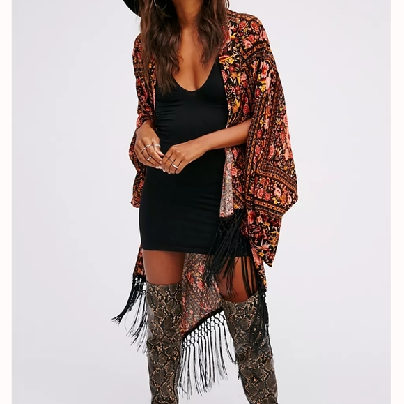 Spell designs x free people babushka kimono amber OS black robe exclusive FP HTF - Picture 13 of 16